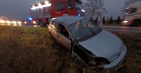 Trzy osoby poszkodowane po wypadku w Podaninie