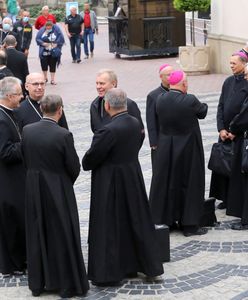 Stanowisko KEP ws. LGBT. Krzysztof Śmiszek krytykuje Kościół: Niech zajmie się swoim grzechem