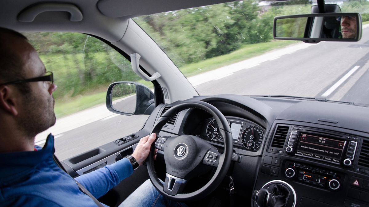 Sposobów na oszczędzanie paliwa jest wiele, ale nie wszystkie są równie skuteczne