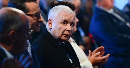 "Tajemnica poliszynela". W PiS wolą milczeć na temat zdrowia Jarosława Kaczyńskiego