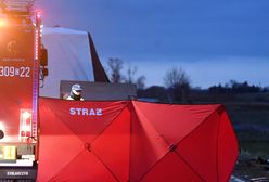 Tragedia na Mazowszu. Kobietę potrąciły dwa auta. Jednym z nich jechali policjanci