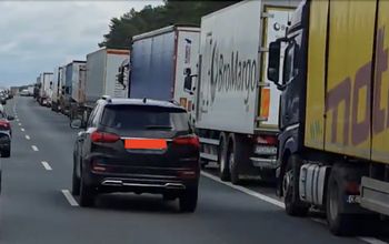 Skandal na A2. Wykorzystał korytarz życia, by przemknąć przez korek