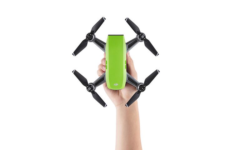 DJI Spark - dron, na którego lepiej nie machać ręką 8