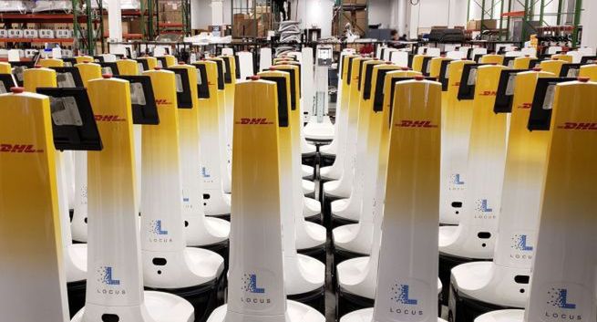 DHL kupi 2 tysiące robotów. Pomogą w dostawach z magazynów