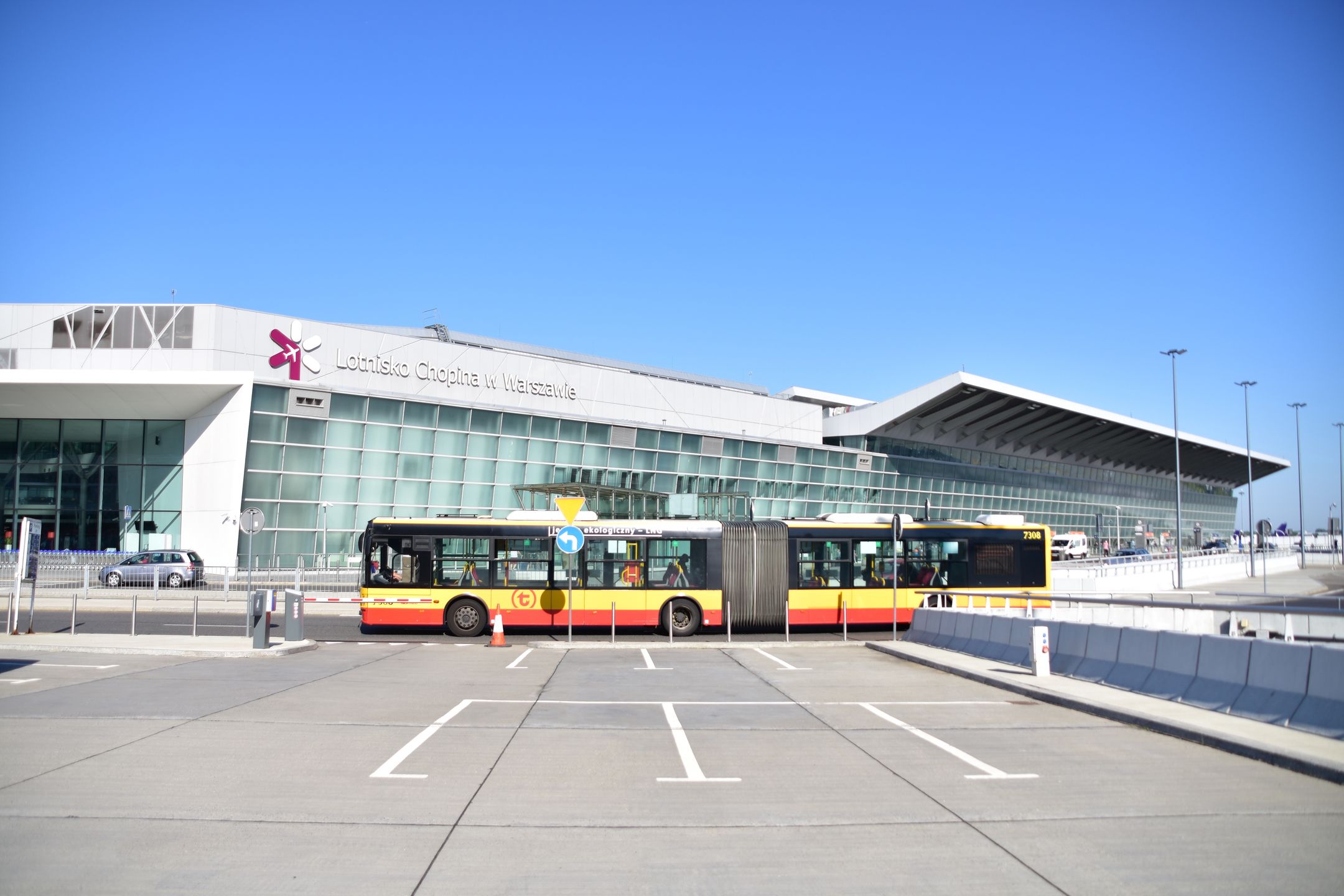 Na Okęcie łatwo dolecieć z Bukaresztu 