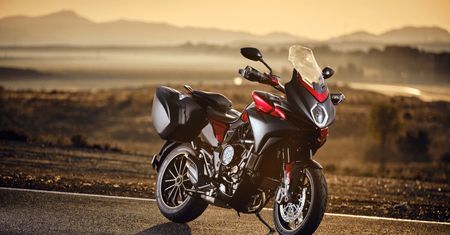 Nowe MV Agusta Turismo Veloce jest wygodniejsze, oszczędniejsze i bardziej nowoczesne