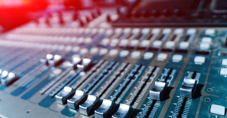 Radio Leliwa liderem słuchalności w Stalowej Woli. Wyniki Radio Track za wrzesień–listopad 2025