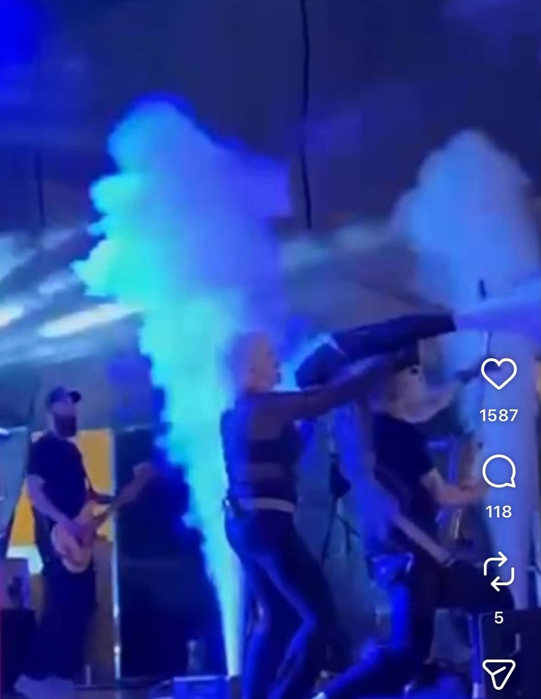 Małgorzata Ostrowska upada na scenie