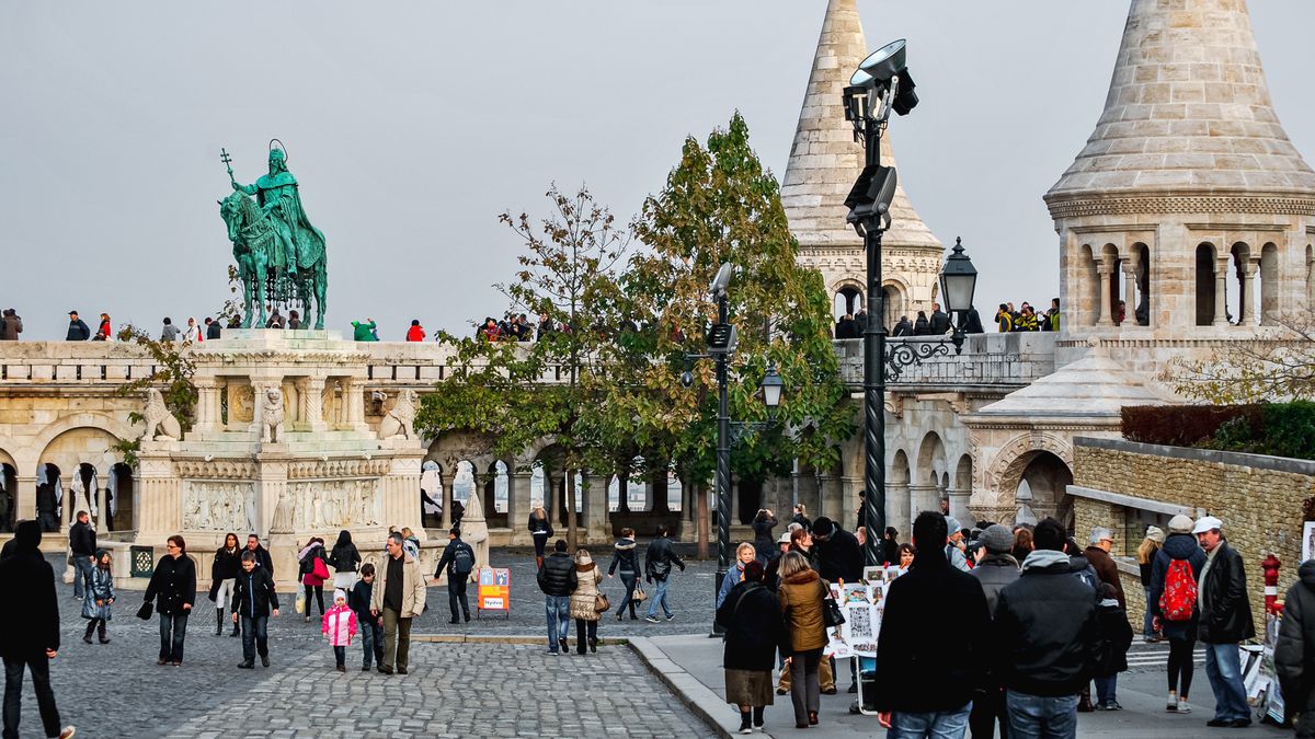 Baszta Rybacka przyciąga tłumy
