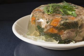 Jak zrobić galaretę wieprzową? Bardzo prosty przepis