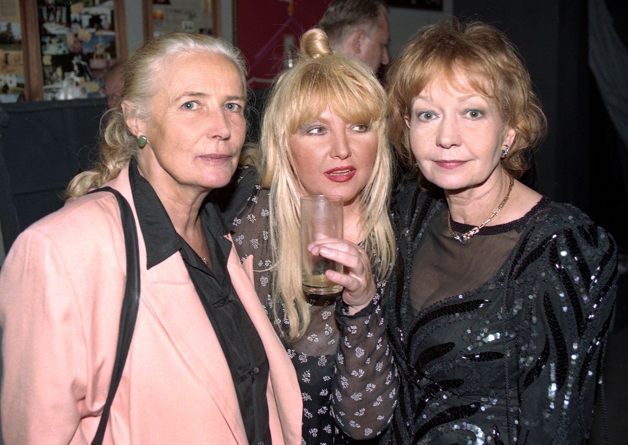 Agnieszka Osiecka, Maryla Rodowicz i Elżbieta Czyżewska podczas jubileuszu 50. urodzin Daniela Olbrychskiego