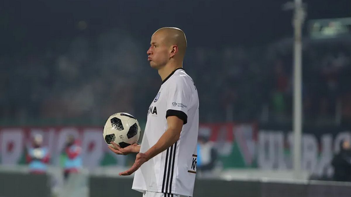 Na zdjęciu Adam Hlousek,