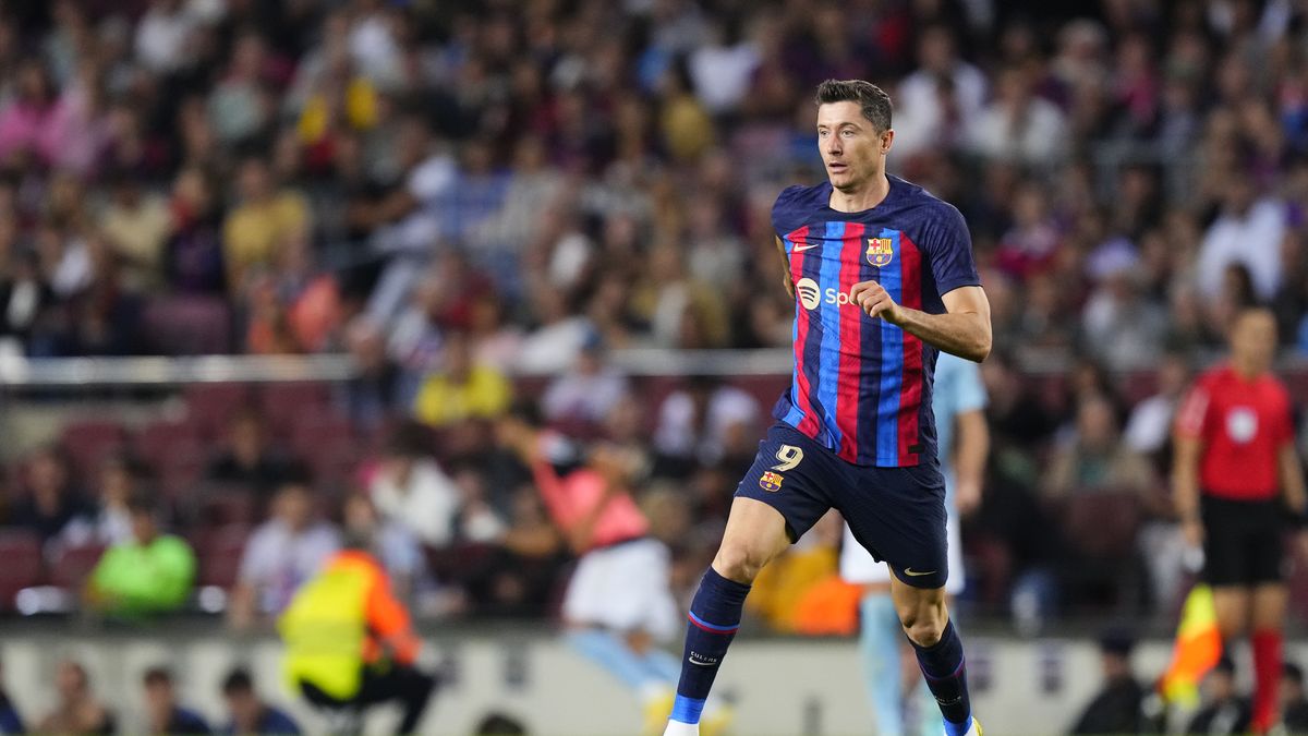 Robert Lewandowski centre-forward of Barcelona and Poland in action during the La Liga Santander match between FC Barcelona and RC Celta at Spotify Camp Nou on October 9, 2022 in Barcelona, Spain. (Photo by Jose Breton/Pics Action/NurPhoto via Getty Images)