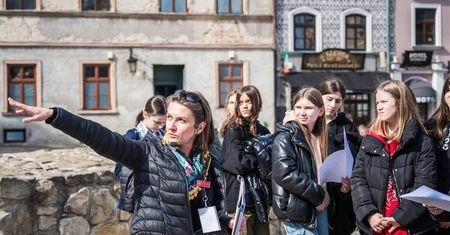 Nowa edycja spacerów z Przewodnikami Inspiracji dla uczennic i uczniów lubelskich szkół