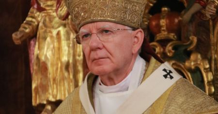 Abp Jędraszewski: krytyka Jana Pawła II to powrót do czasów stalinowskich