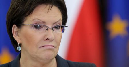 Płace w parlamencie i ministerstwach bez zmian, ale jest furtka?