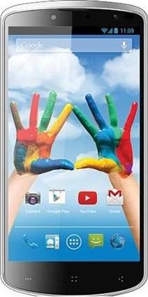 Karbonn Titanium X jest indyjskim smartfonem wyposażonym w ośmiordzeniowy procesor