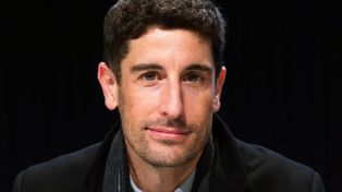 Jason Biggs nie pije alkoholu od 8 lat. "To był sygnał ostrzegawczy"