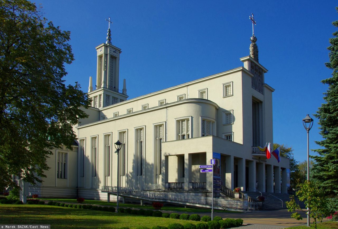 Koronawirus nie ustępuje. Zakonnik z Niepokalanowa z pozytywnym wynikiem