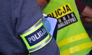 Śmierć 5-latki. Ojciec doprowadzony do prokuratury. Tak się zachowywał