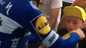 Tour de France 2019. Julian Alaphilippe zachwycił kibiców. Lider oddał żółtą koszulkę zmarzniętemu dziecku