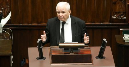 Zawrzało na posiedzeniu klubu PiS. Jarosław Kaczyński nie wytrzymał