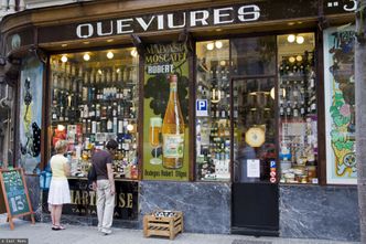 Nie kupisz? Zapłacisz karę. Właściciele sklepu walczą ze "zwiedzającymi"