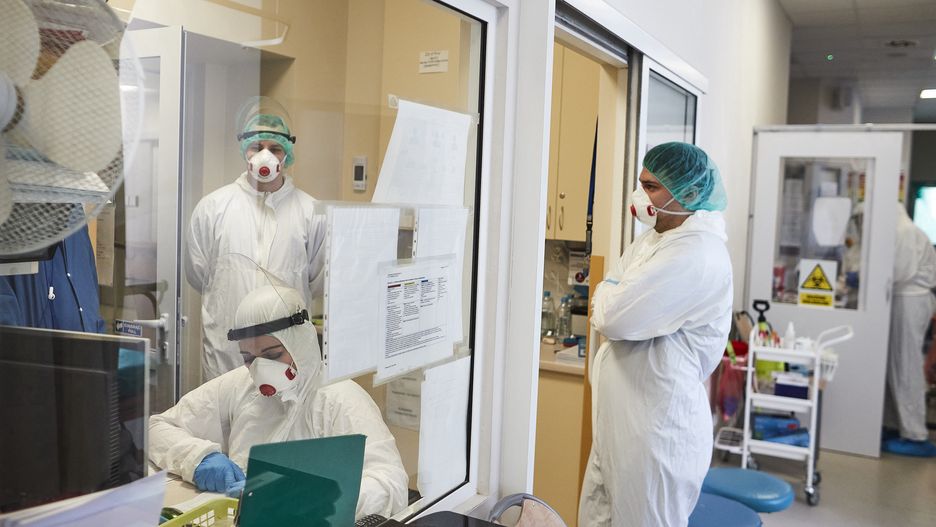 Koronawirus. Wrocław. Marszałek Cezary Przybylski zaapelował, by nie rezygnować z badań