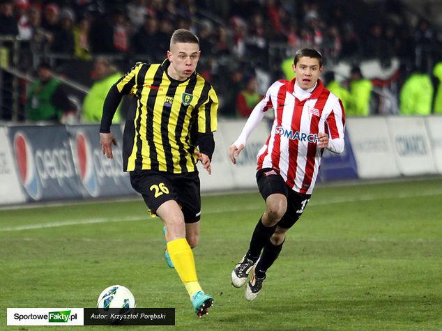 Dominik Sadzawicki (z lewej) zamieni najpewniej GKS Katowice na Górnika Zabrze