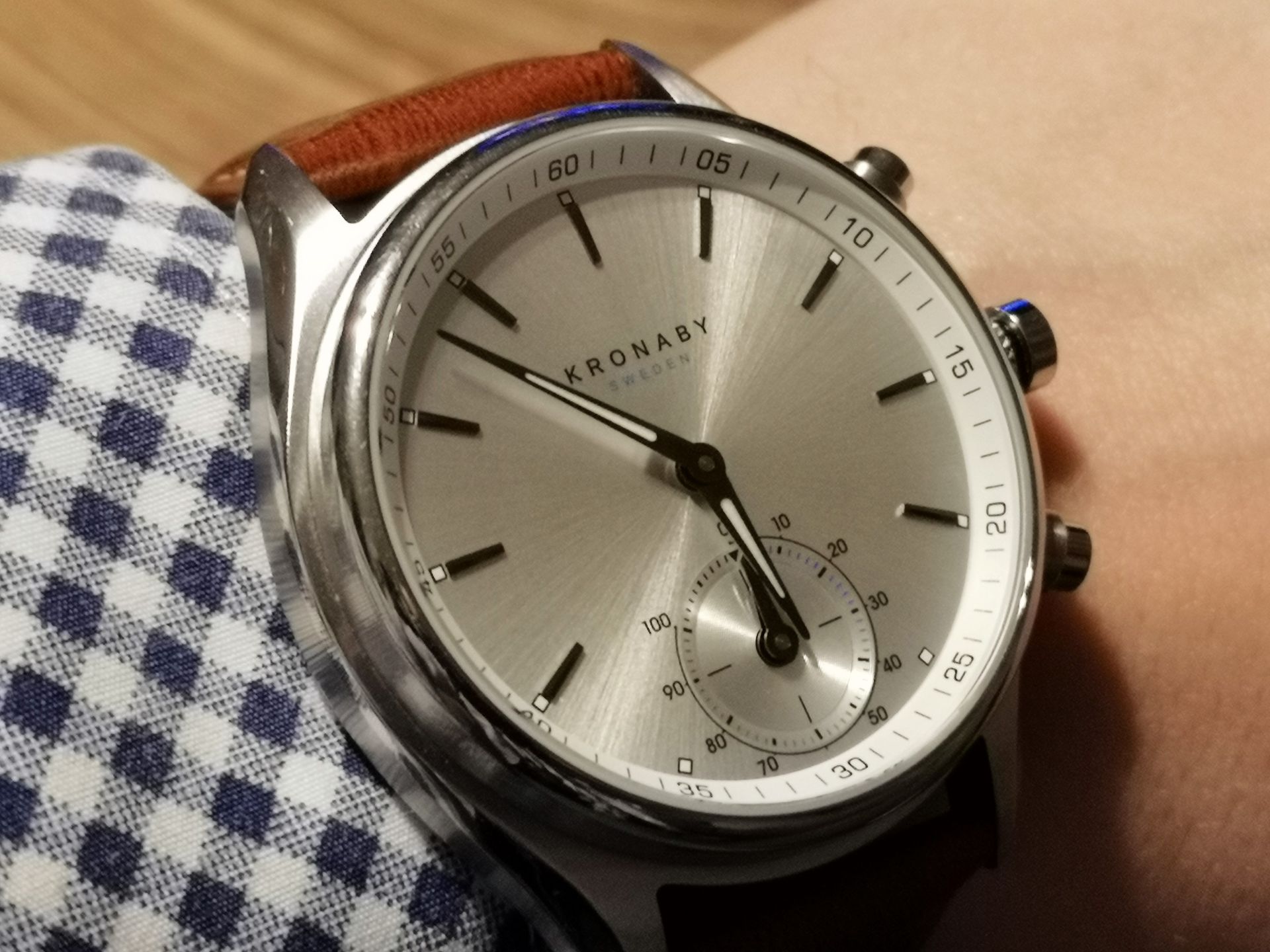 Test zegarka hybrydowego Kronaby Sekel A1000-0713. Mariaż nowoczesnej technologii z elegancją 3