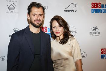 Jest w trakcie rozwodu z Wajdą. Pisze o bólu i łzach po wypadku