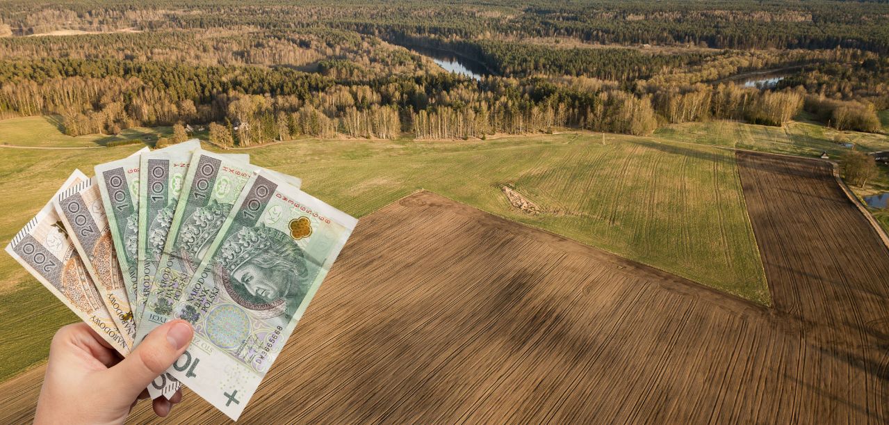 Zaliczki dopłat z ARiMR. Tyle pieniędzy jest już u rolników