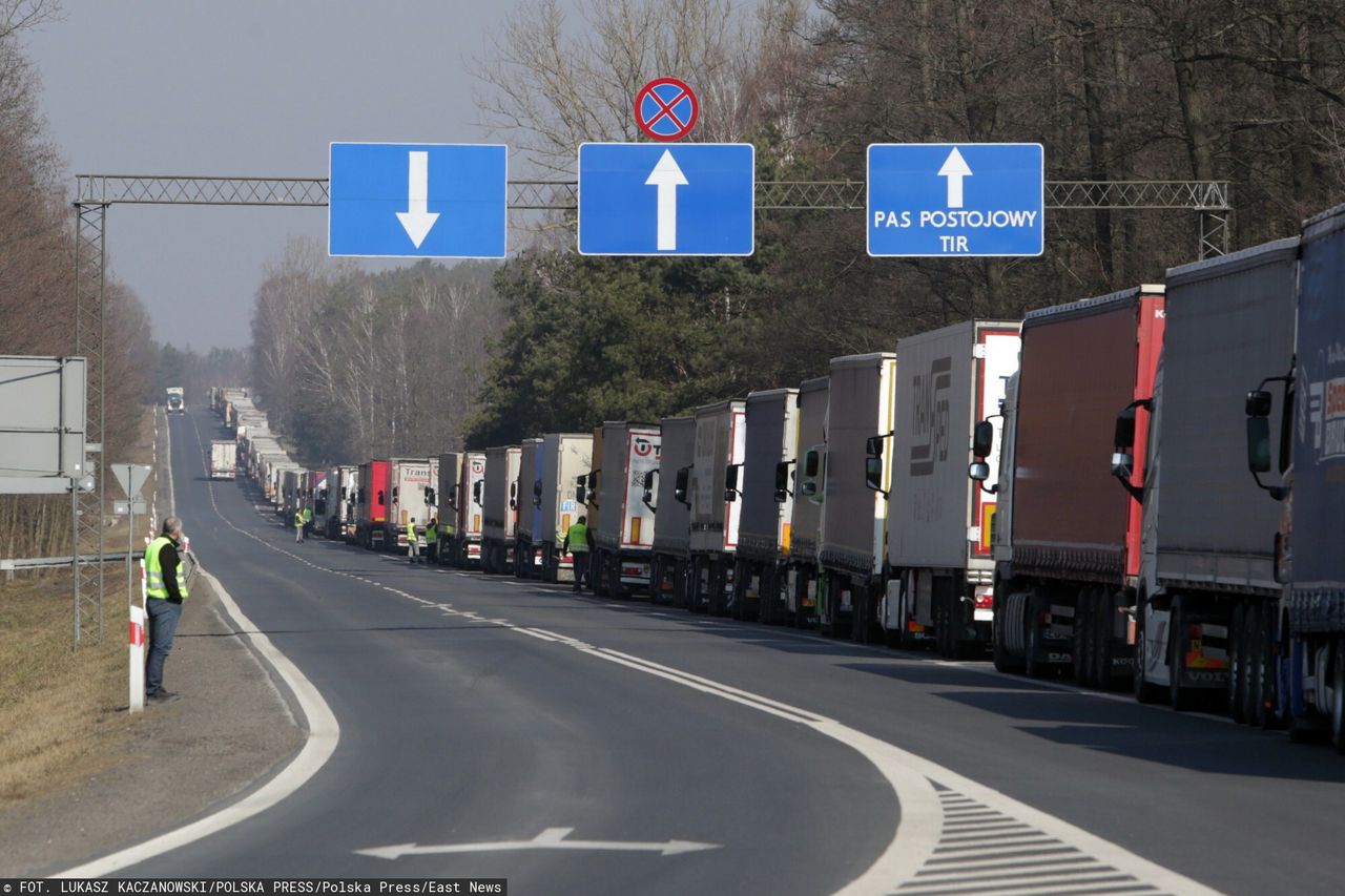 Media ukraińskie: Polska i kraje bałtyckie planują blokadę transportową
