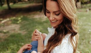 Księżna Kate świętuje Dzień Matki. Pokazała urocze zdjęcie z pociechami