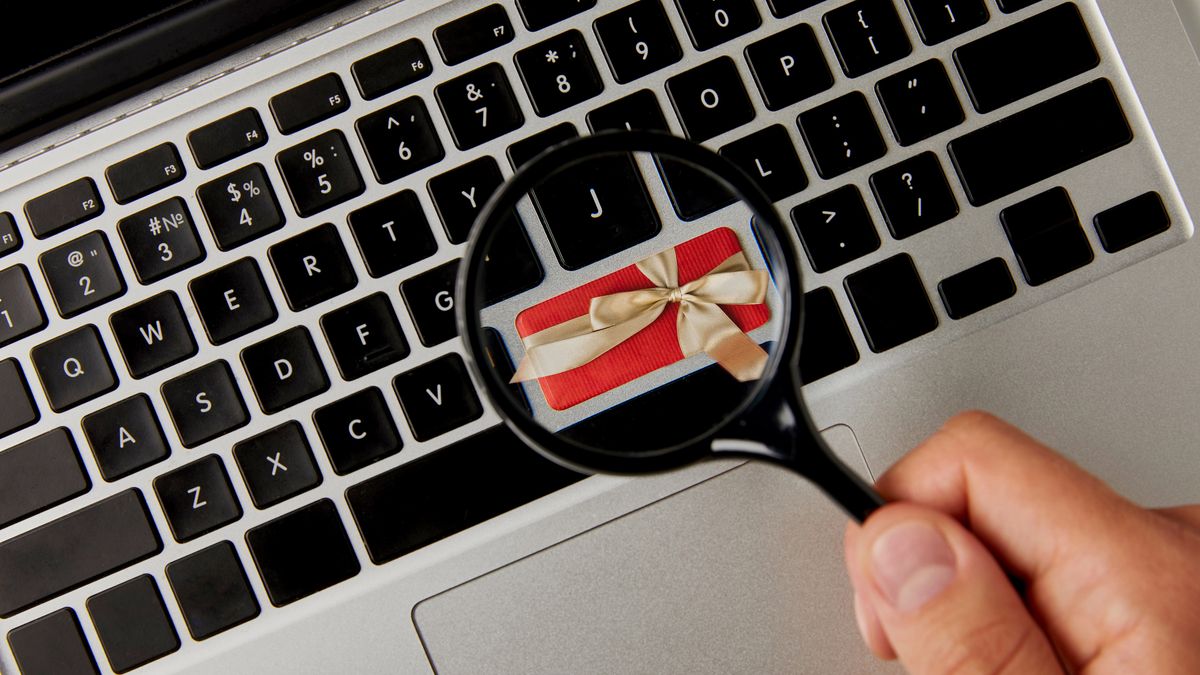 Podczas przedświątecznych zakupów warto być czujnym (depositphotos)