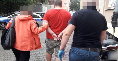 Ukraińcy wparowali do hostelu w Warszawie. Nie mieli litości