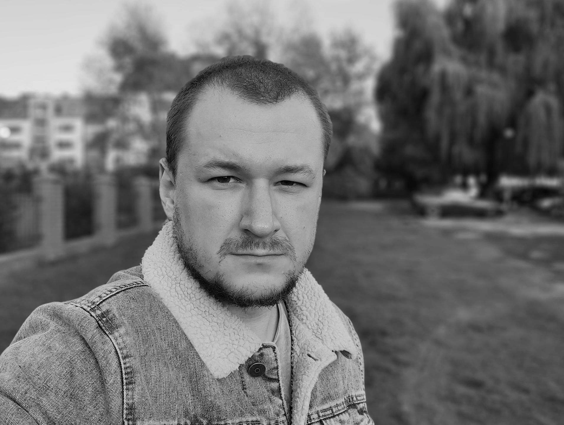 Jak zeskanować i pokolorować czarno-białe zdjęcie? Wystarczy telefon i kilka kliknięć 3