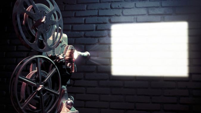 Smart Phone Projector - wielkie kino w ogrodzie. Prosto ze smartfona! 1