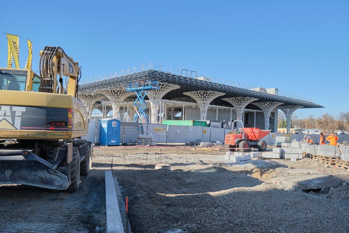 Postęp prac na budowie Dworca Metropolitalnego - listopad 2022