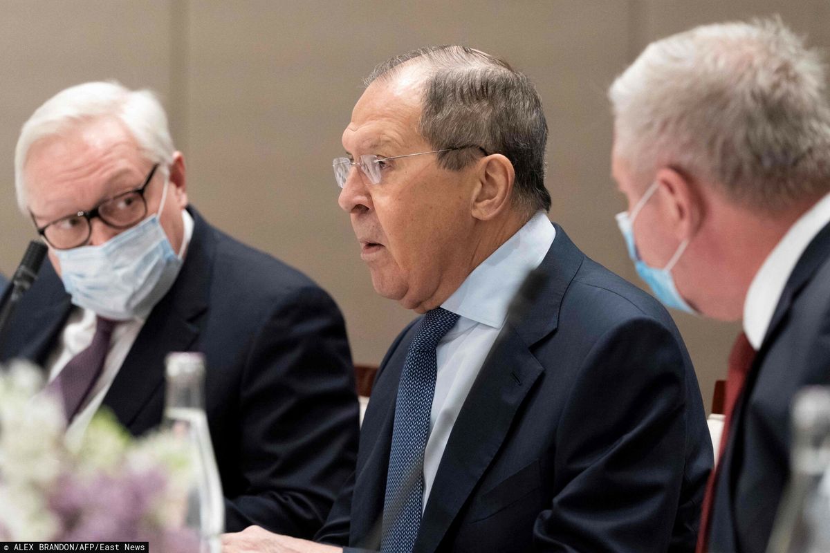 Federacja Rosyjska zaostrza konflikt z USA. Wiceszef MSZ Siergiej Riabkov stwierdził, że coraz bliżej jest do "bezpośredniego starcia" 