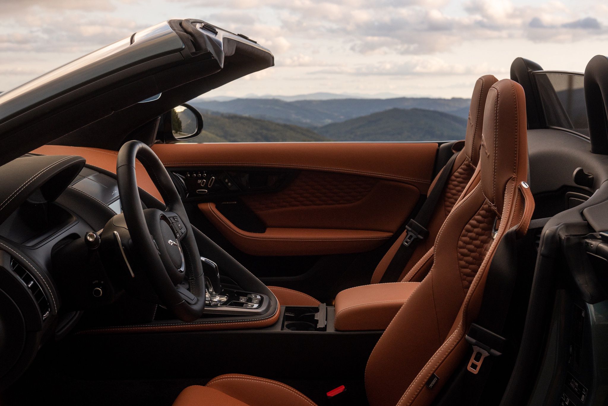 Jaguar F-Type P450