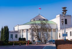 Ile alkoholu kupuje Kancelaria Sejmu? Kuriozalna odpowiedź i kolejne pytania