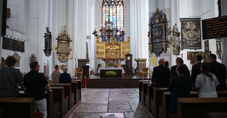Uroczystość Wniebowzięcia Najświętszej Maryi Panny. Co oznacza dla katolików?