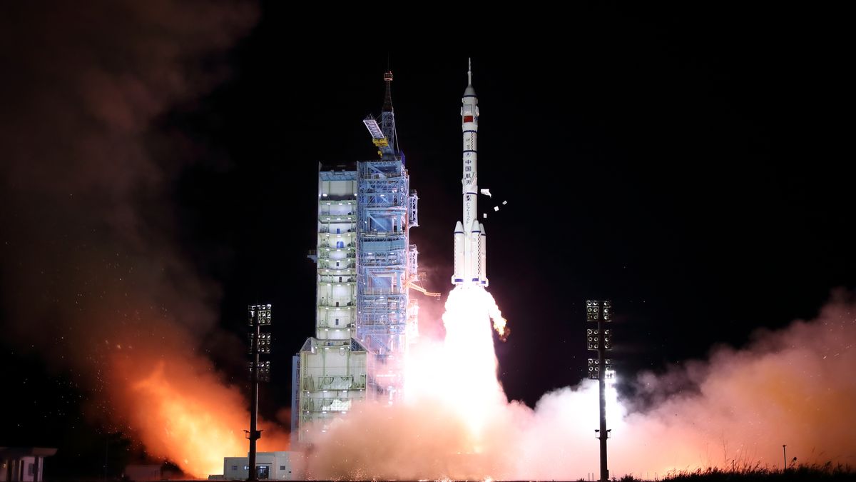 Chińska misja Shenzhou-13 już trwa. Zdjęcia pokazują ogromne starania Państwa Środka 1
