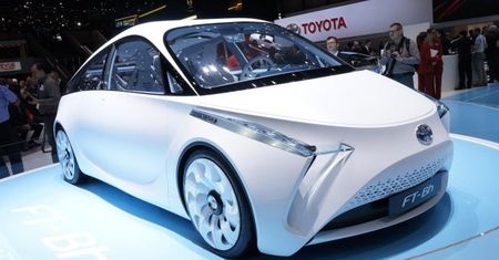 Toyota FT-Bh Concept - im mniej, tym lepiej? [Genewa 2012]