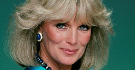 Linda Evans zawarła pakt z diabłem? Krystle z "Dynastii" w ogóle się nie starzeje