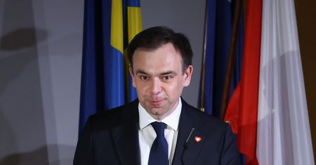 Andrzej Domański ocenił SAFE 0 proc. "Unijny program jest wyraźnie tańszy"