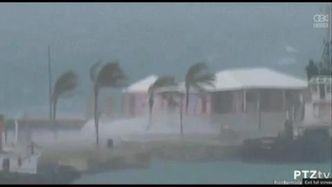 Huragan Gonzalo uderzył w Bermudy silnymi podmuchami i wysokimi falami