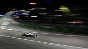 Wszystkie klienckie zespoły Mercedesa z nową specyfikacją silnika w Australii