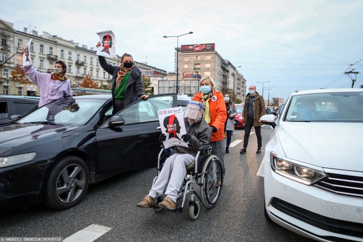 Protest przeciw wyrokowi TK w Warszawie